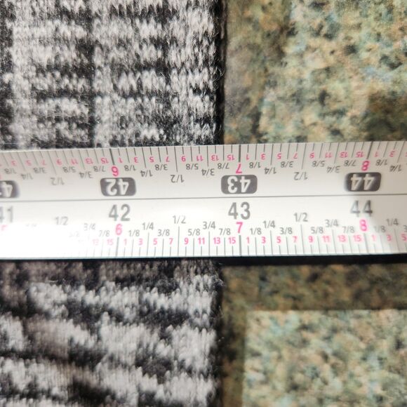 Poncho Cap Sweater Houndstooth Soft Turtleneck Women M Black Gray Wool Blend - Picture 3 of 7